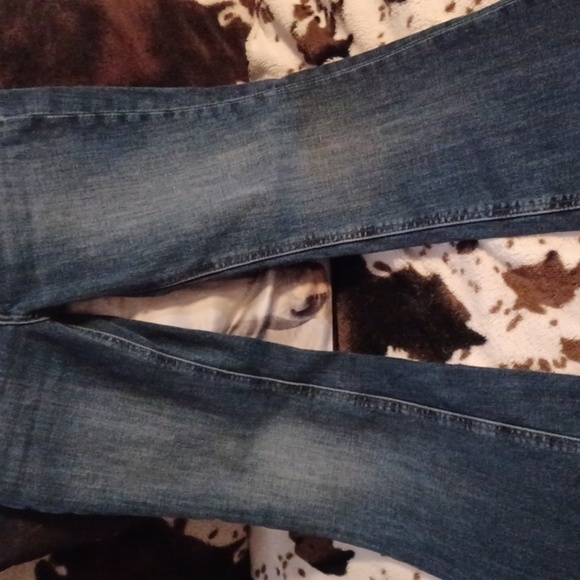 BELLE DU JOUR, SWEATER, WITH AEROPOSTALE HIGH RISE FLARE JEANS, SIZE 000. - Picture 6 of 15